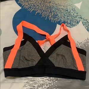 Aritzia sports bra